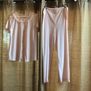 Vintage ladies pink pajama set